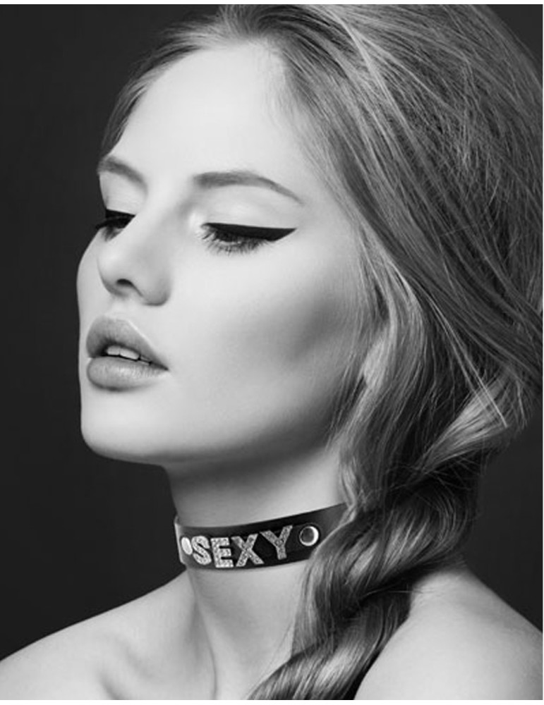 Collier en cuir noir SM avec Sexy en strass - CC6050120010 Collier en cuir noir SM avec Sexy en strass - CC6050120010