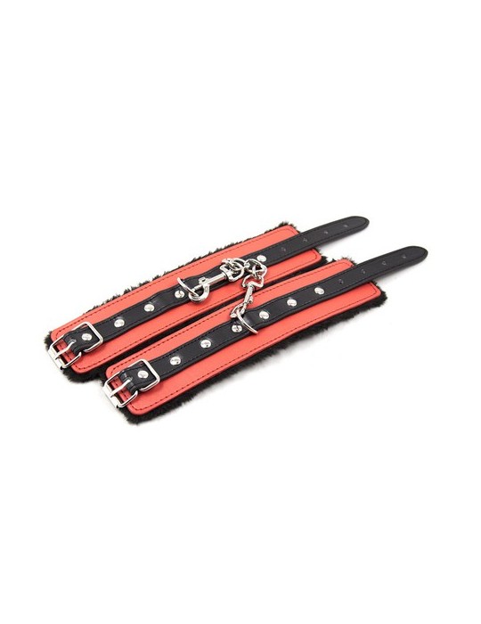 Kit SM Noir-Rouge 7 Pièces