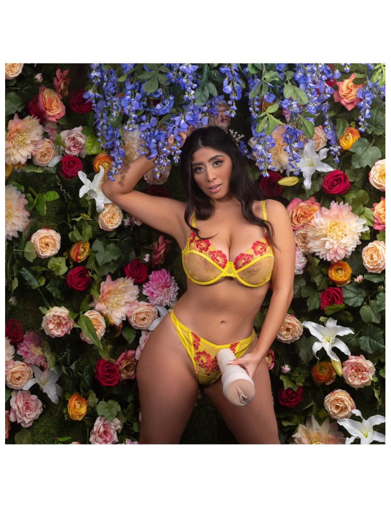 Masturbateur Violet Myers Waifu