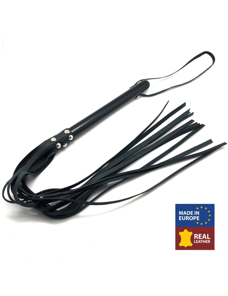 MARTINET BRINS EN CUIR NOIR - 78cm - MANCHE EN BOIS MARTINET BRINS EN CUIR NOIR - 78cm - MANCHE EN BOIS